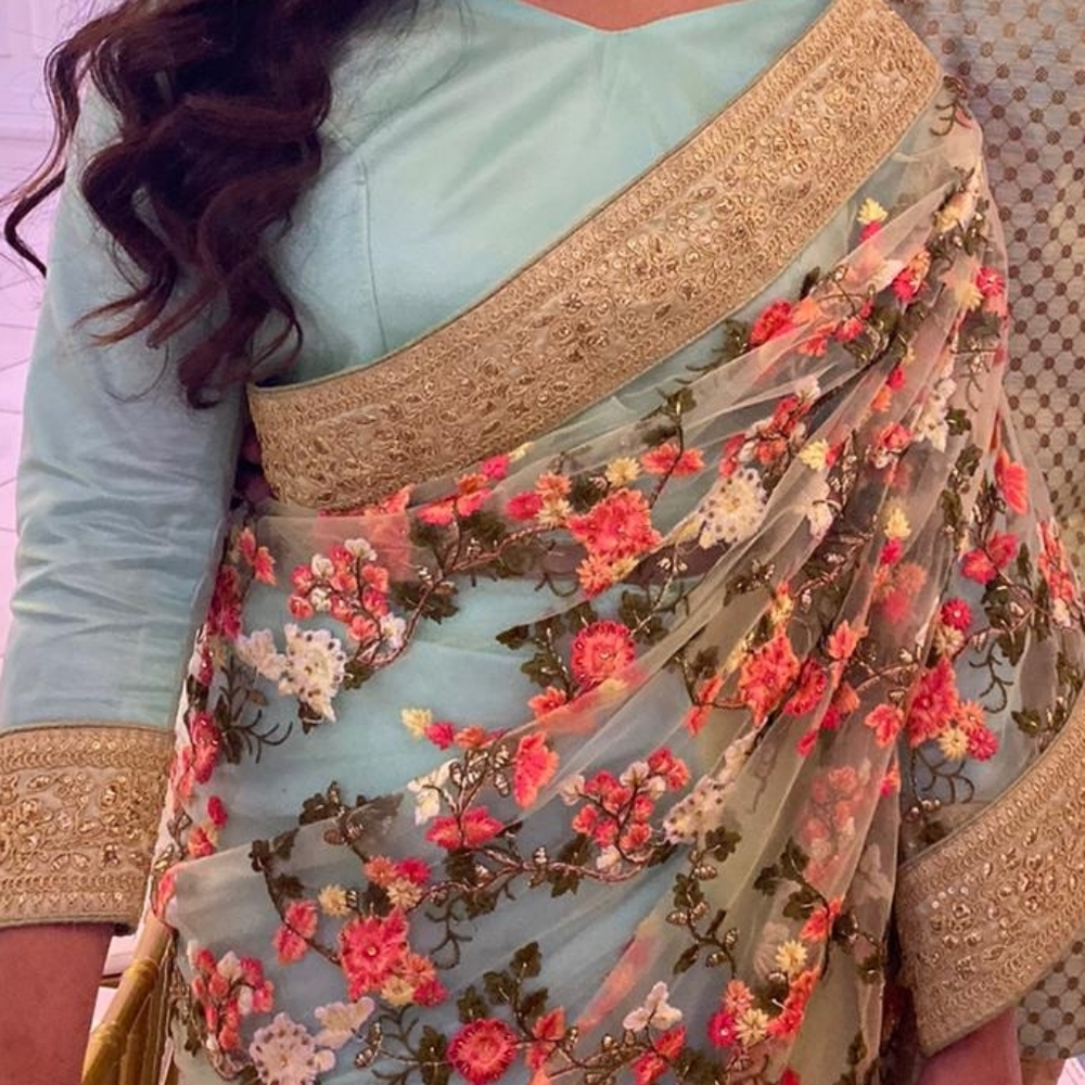 Women's Floral Embroidered Pleated Saree & Blouse